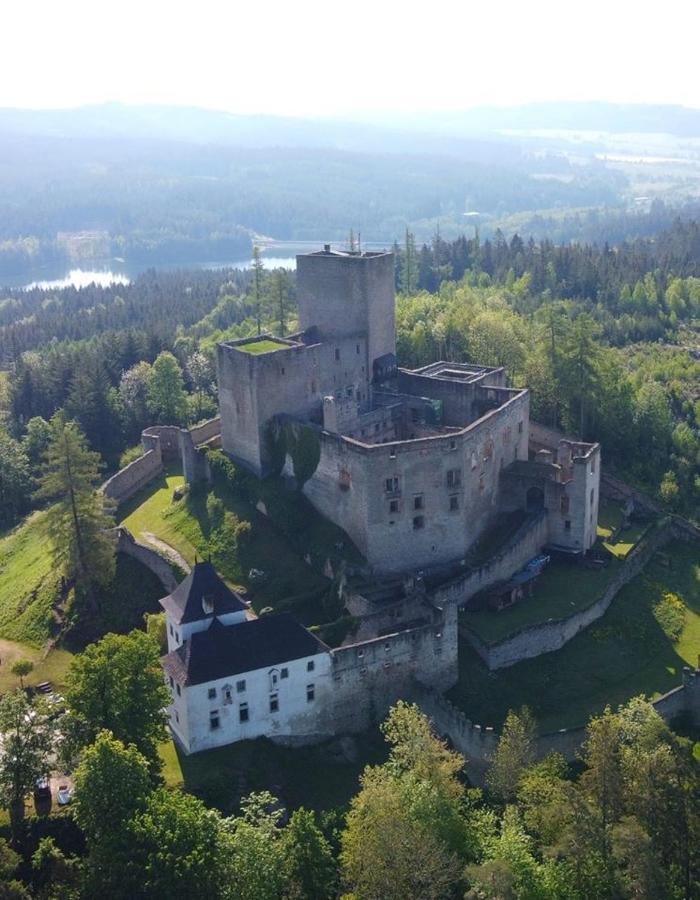 Penzion Landstejnsky Dvur 슬라보니스 외부 사진