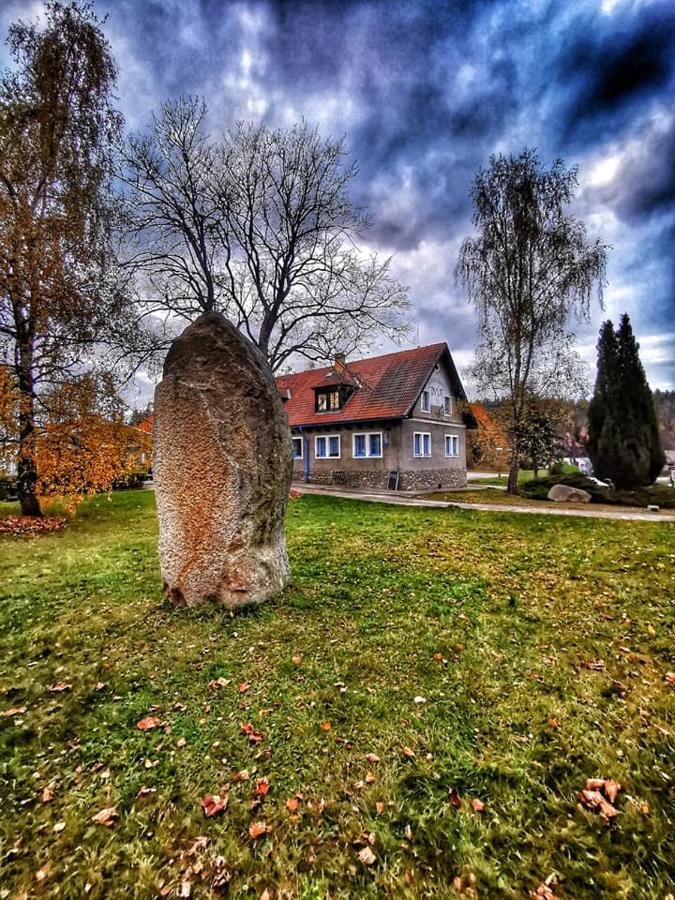 Penzion Landstejnsky Dvur 슬라보니스 외부 사진